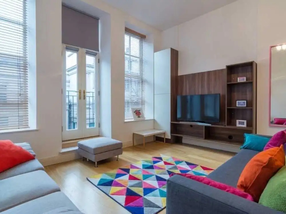 2 Fitzrovia