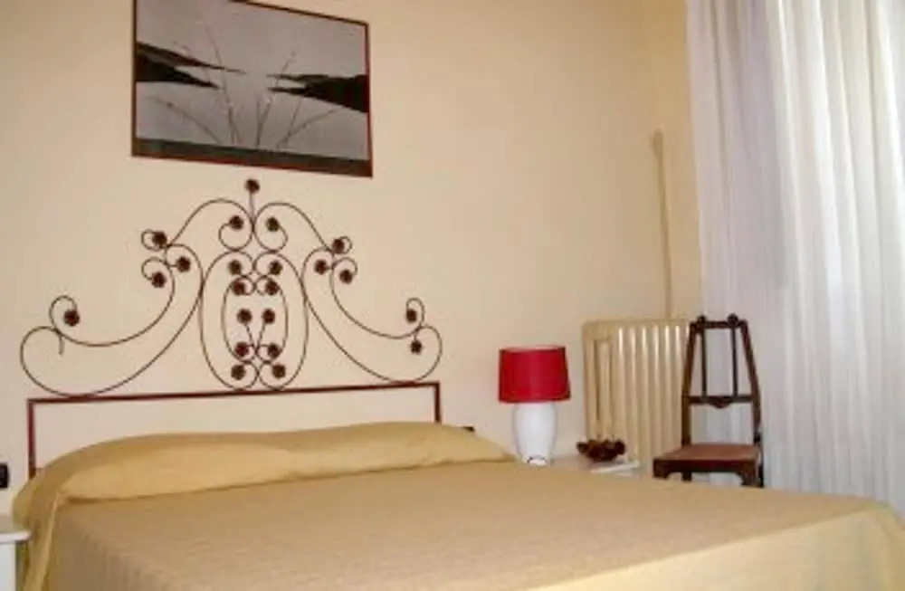 House With 3 Bedrooms in Lucca, With Enclosed Garden and Wifi Near the Beach