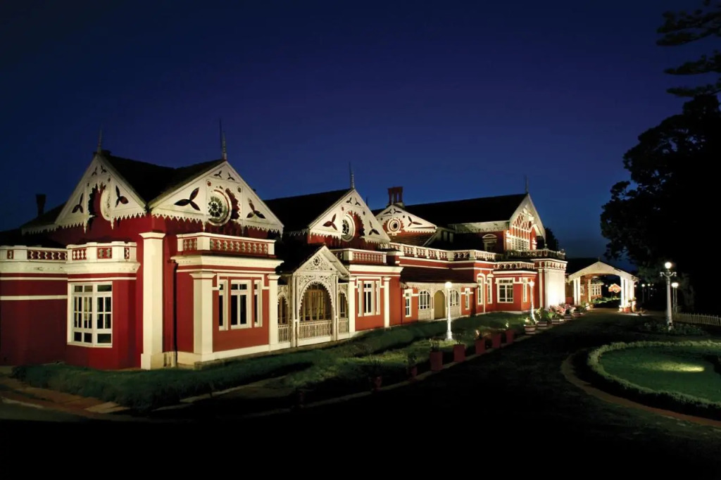 WelcomHeritage Fernhills Royal Palace