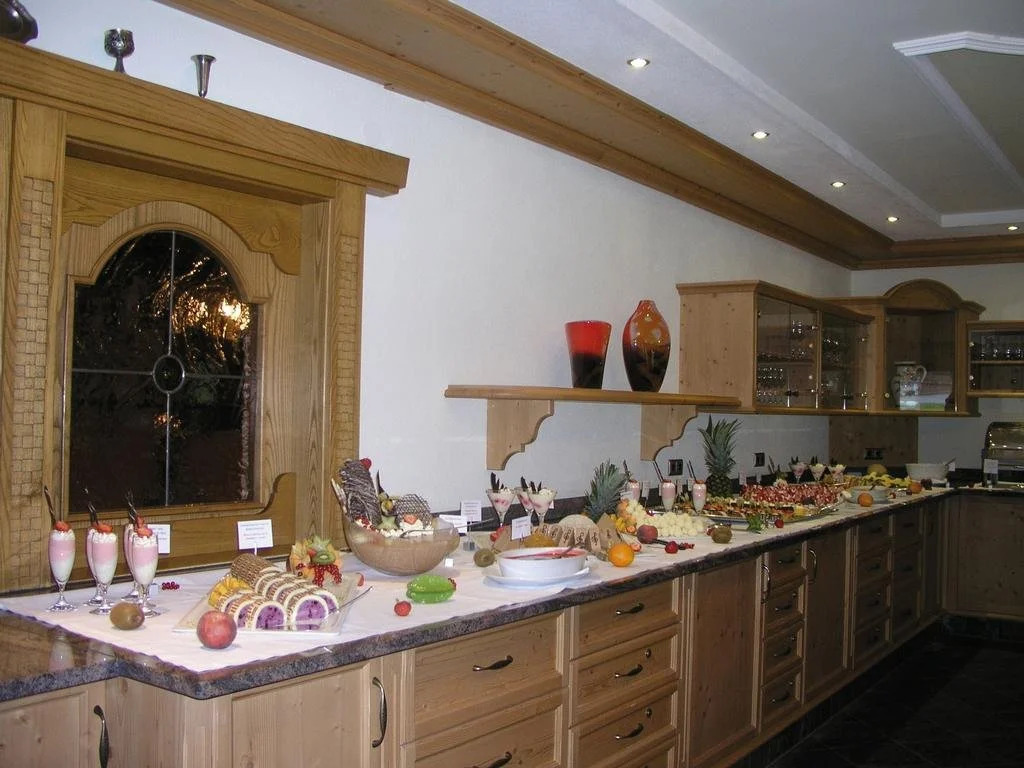Alpenhotel Tirol
