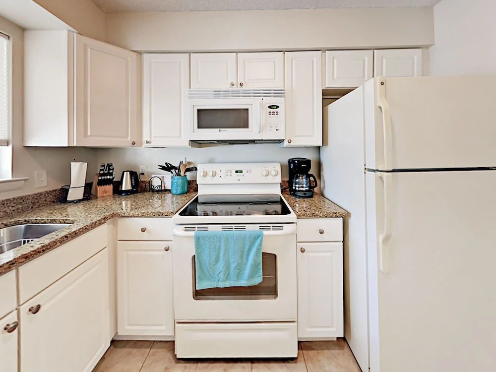 Folly Field Condo #27e Fiddler's Cove 2 Bedrooms 2 Bathrooms Condo