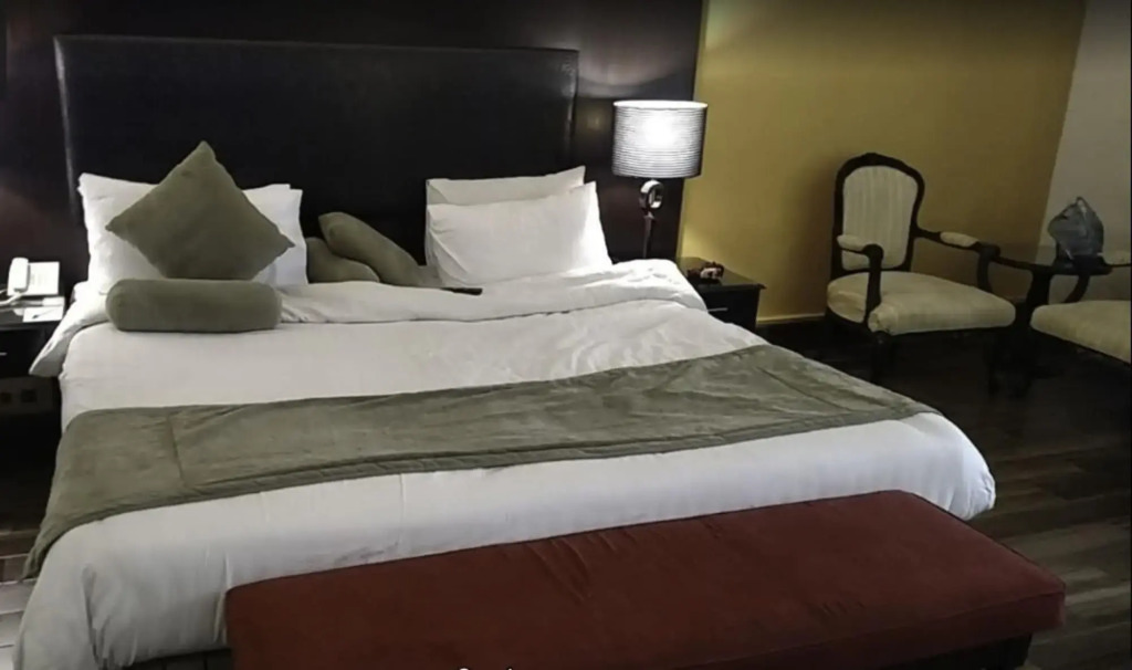 Smart Hotel
