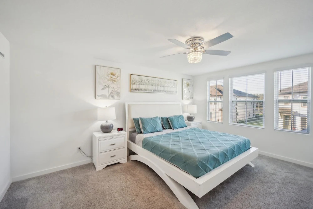 Spacious Davenport Retreat Near Disney 3 Bedroom Home