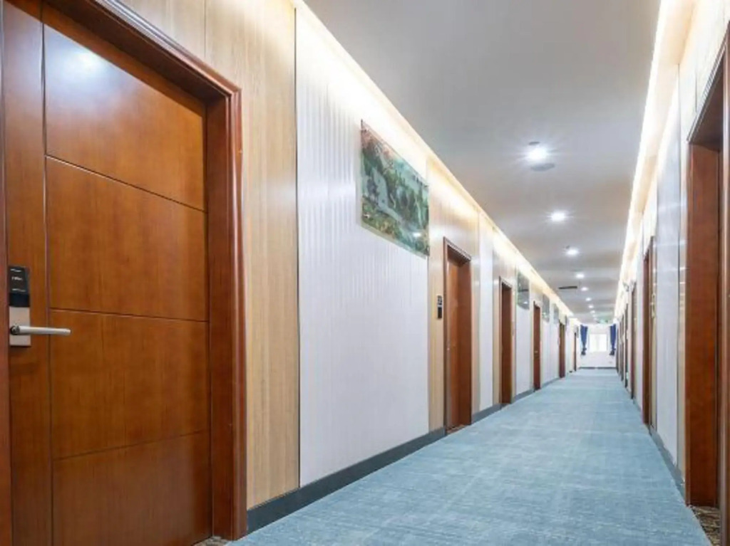 Shanshui Business Hotel (Zhuhai Jida Lovers Road)