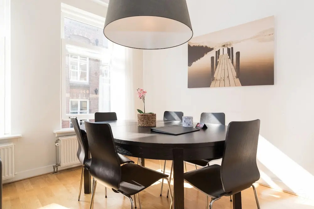 Elegant City Apartment
