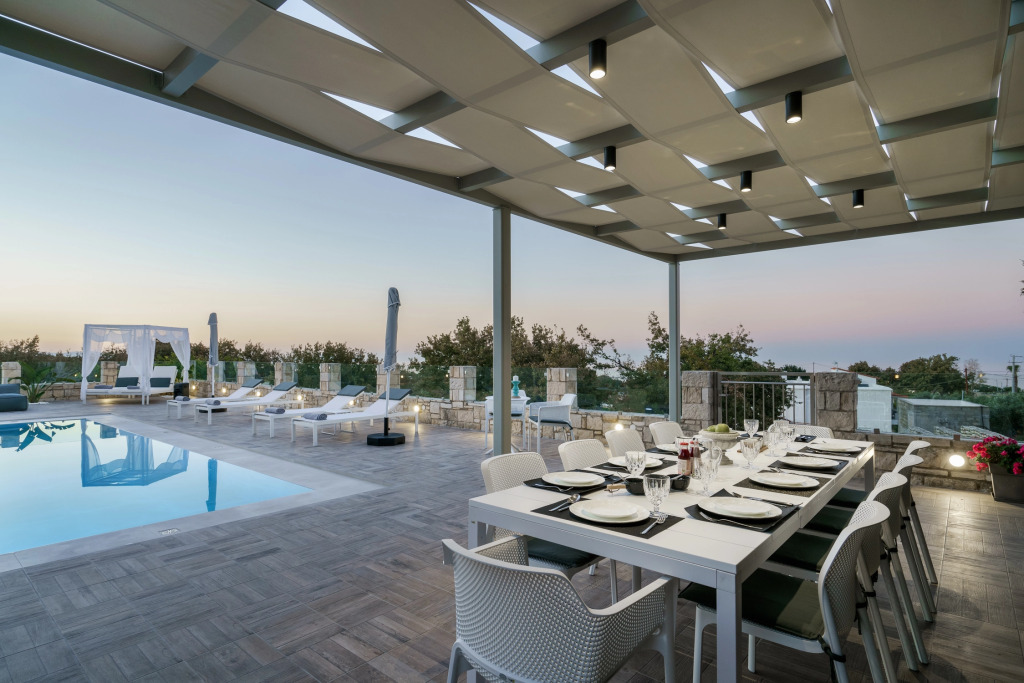 Oak Luxury Villa