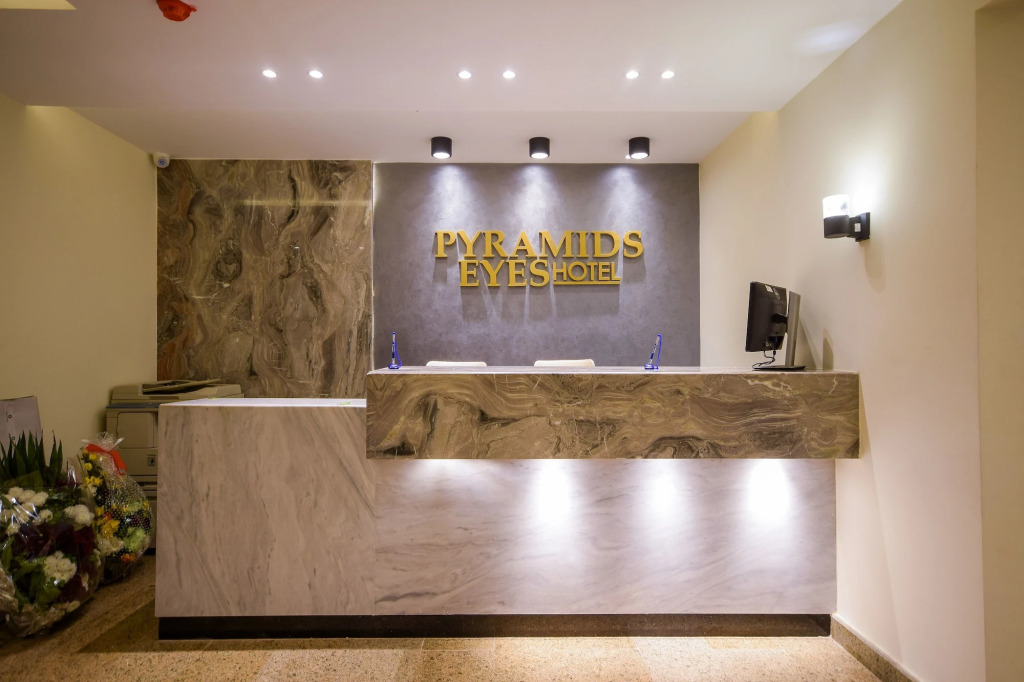 Top pyramids view hotel
