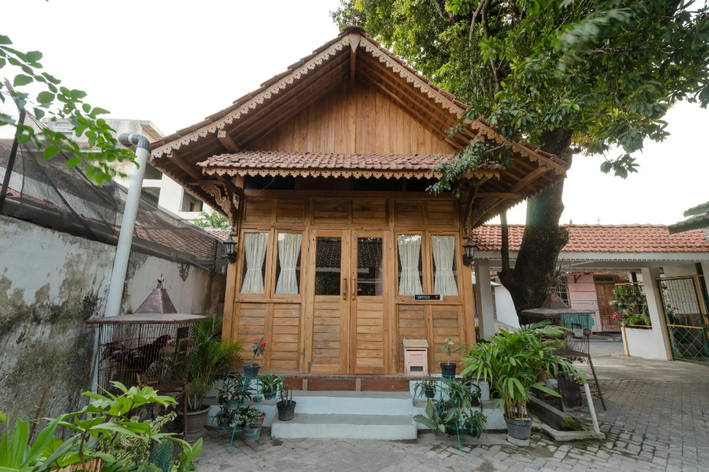 RedDoorz near Plengkung Gading 2