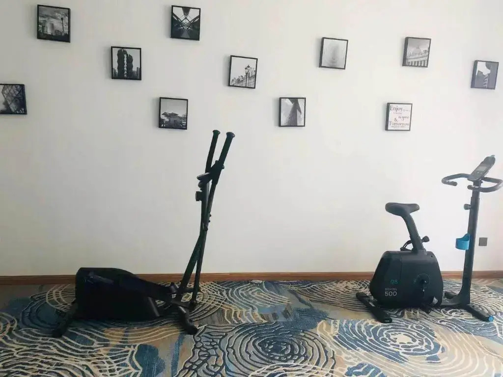 Wuzhitong Hotel (Chengdu Qilong Subway Station)