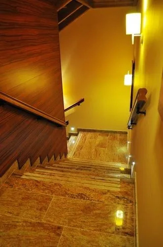Hotel 365