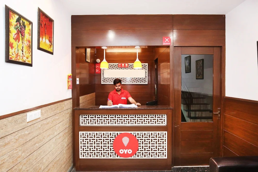 OYO 10377 Hotel Tango