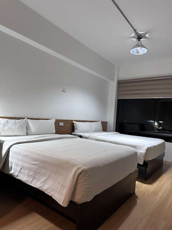 Travelbee Seaside Inn
