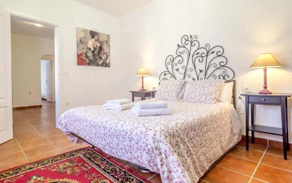 House With 5 Bedrooms in Can Trabal, With Wonderful Mountain View, Enclosed Garden and Wifi - 16 km From the Beach