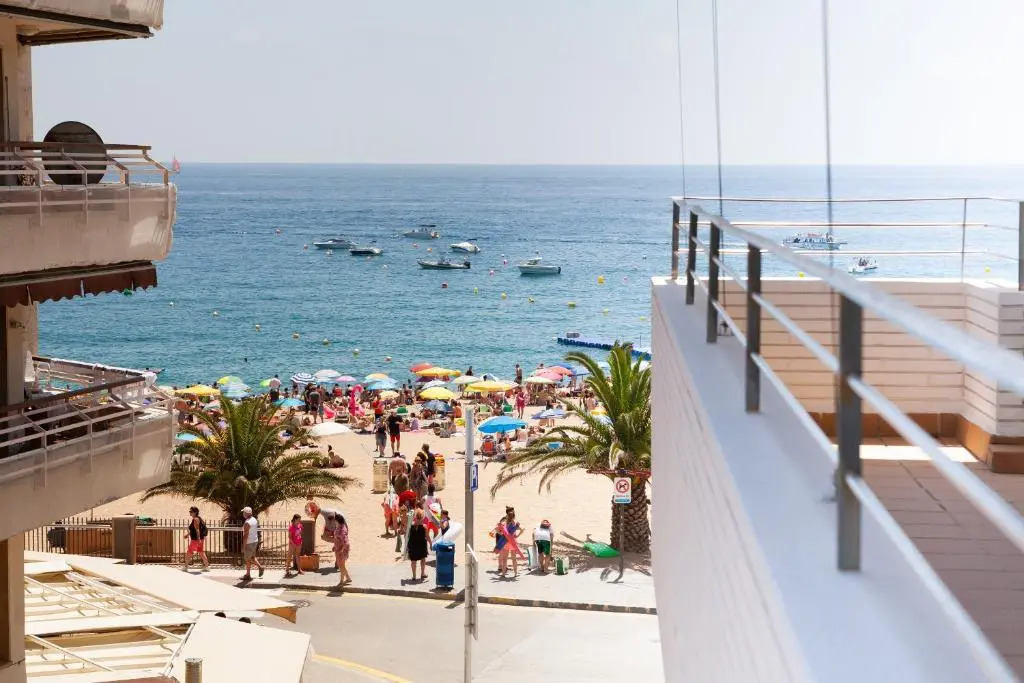 Lets Holidays Apartment Ancora 6