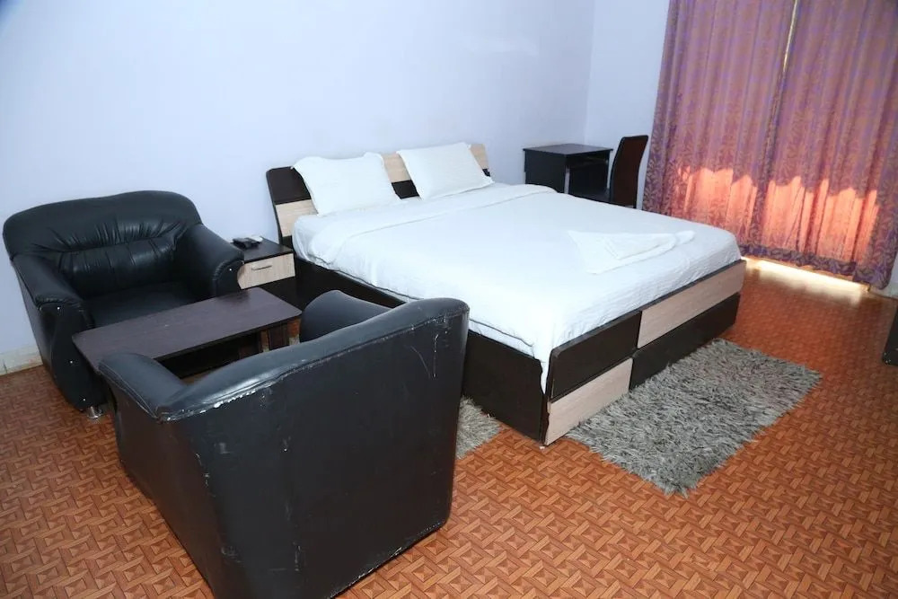 Happy Stay Service Apartment