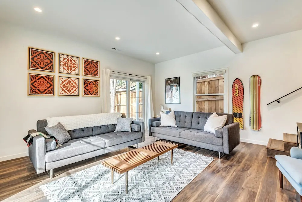 New Listing! Renovated Historic Claypool House 3 Bedroom Home