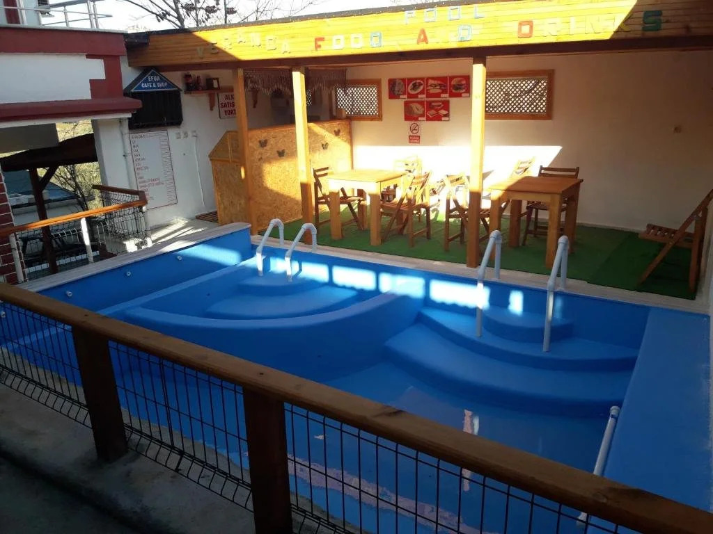 Efua Hotel