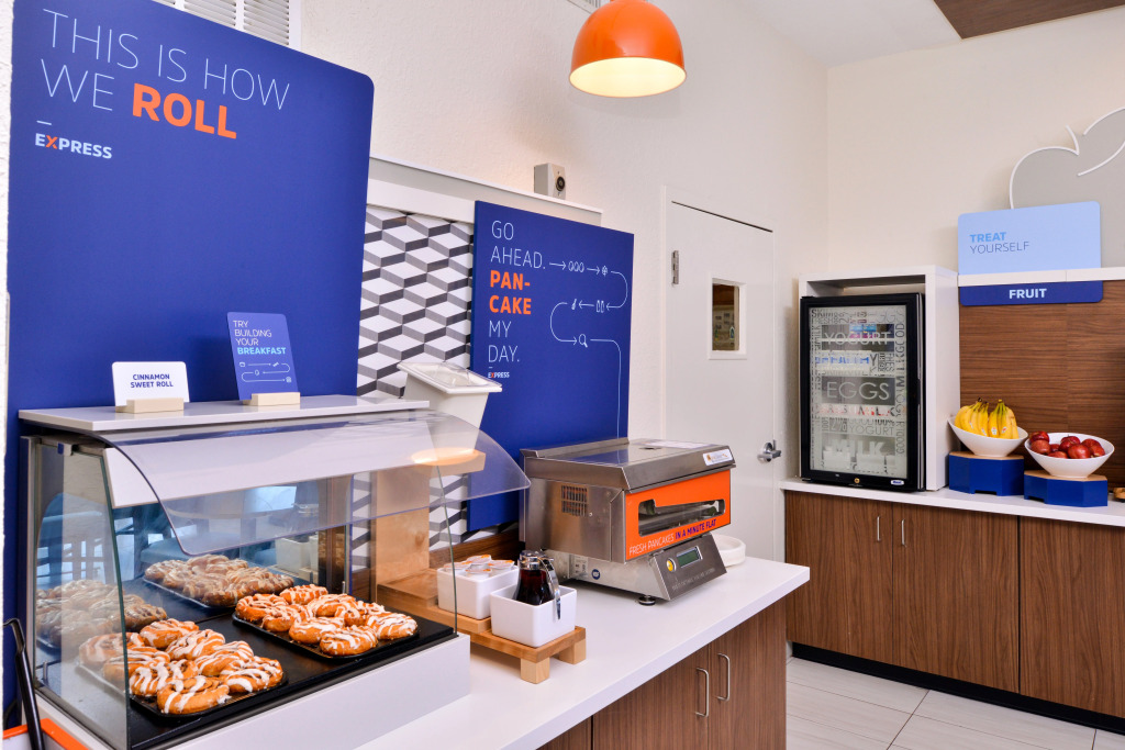 Holiday Inn Express Hotel & Suites Arcata/Eureka-Airport Area by IHG