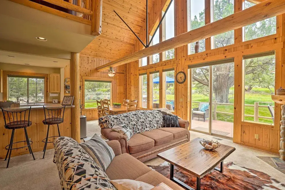 Eagle Crest Retreat w/ Great Wifi & Resort Access!