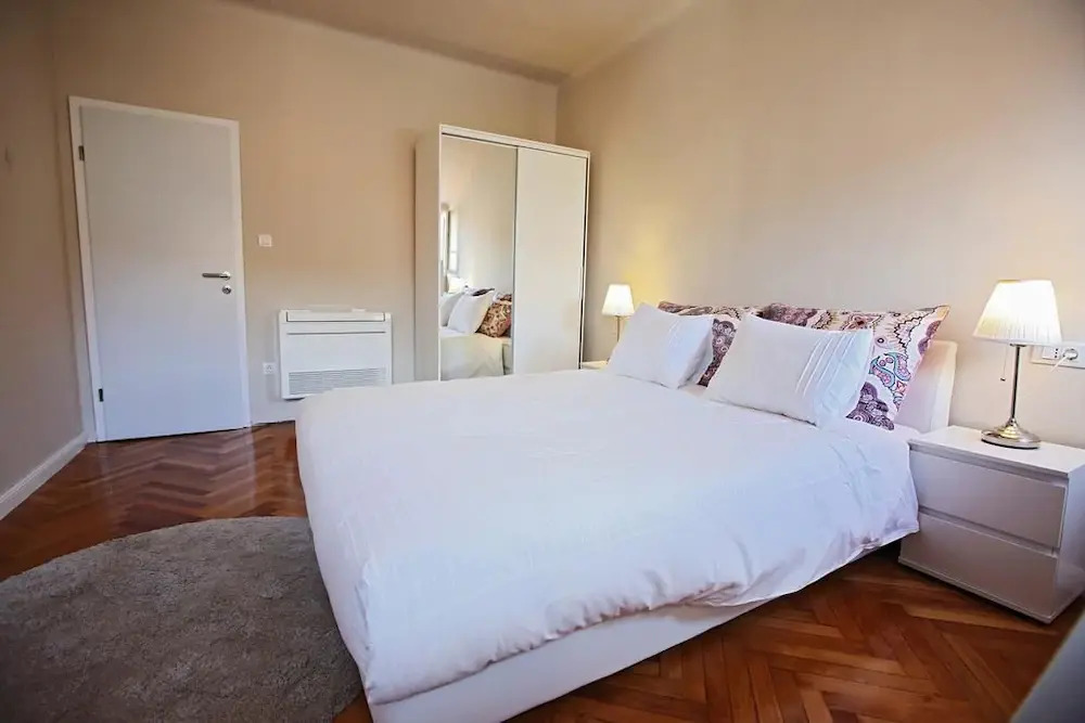 Diocletian Apartments & Rooms