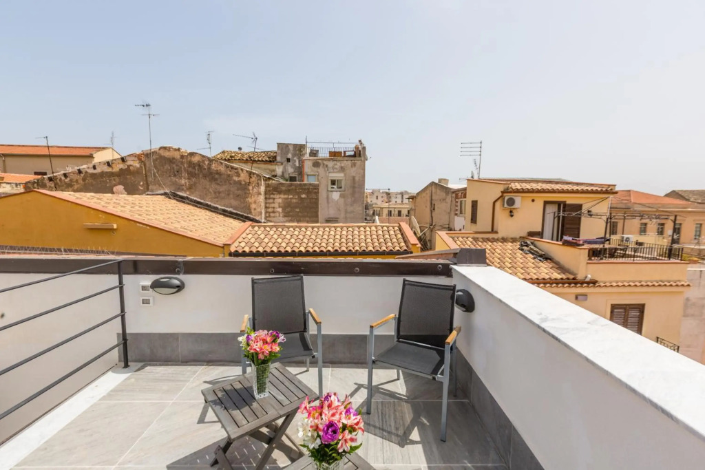 Mosina Apartments