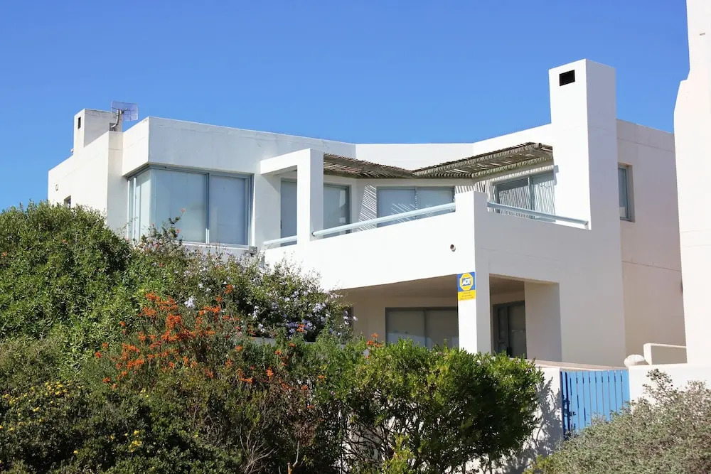 10 Villa Paradiso Self catering