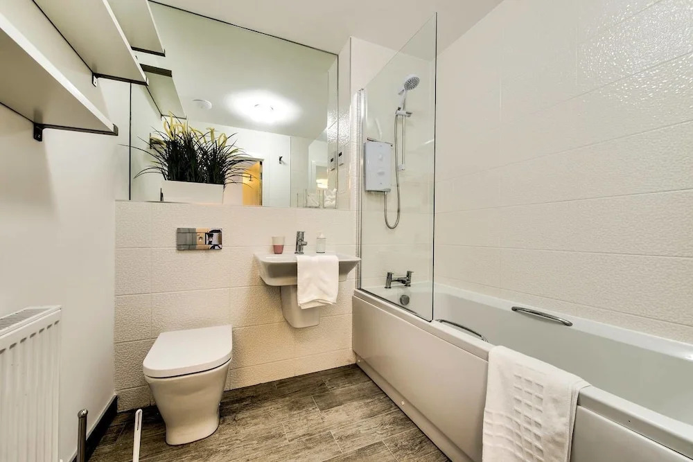 Modern 2bed/2bath with Amazing Views