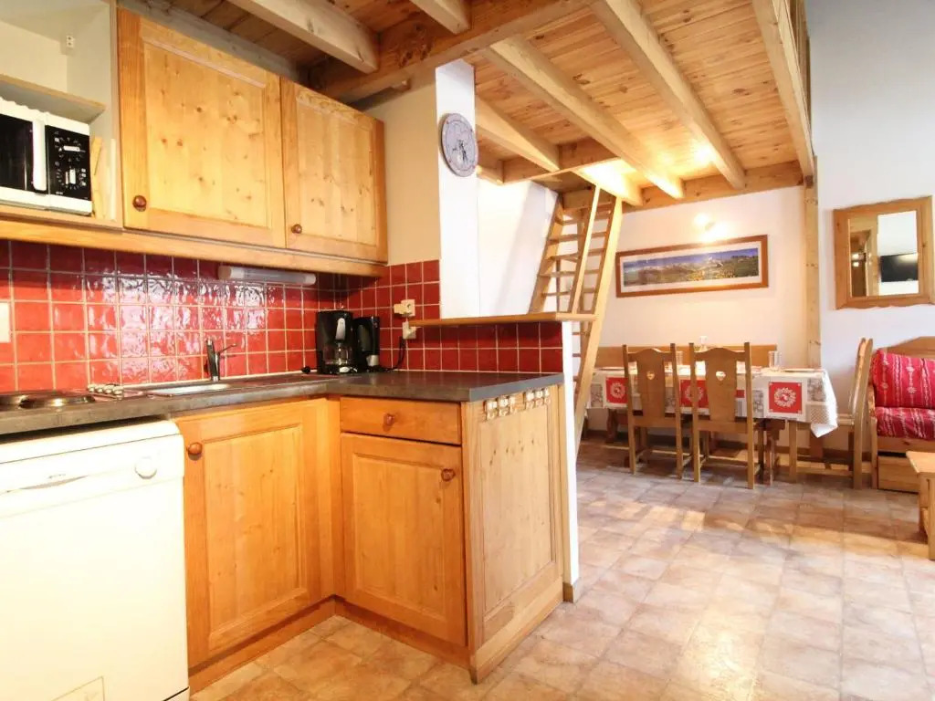 Appartement Lanslevillard, 3 pièces, 6 personnes - FR-1-508-44