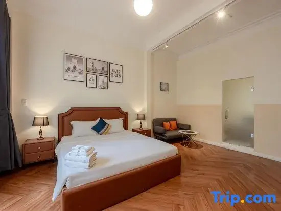 The 93 Hostel
