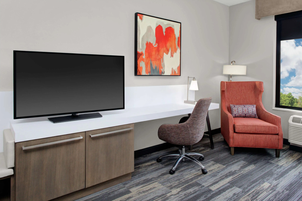 Hilton Garden Inn Charlotte Waverly