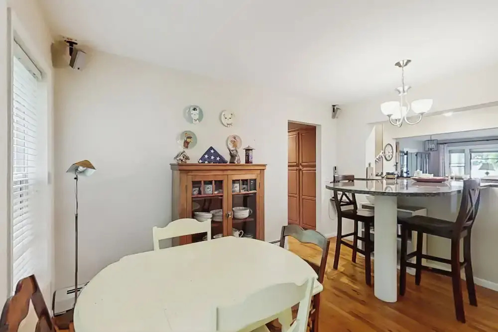 5BR Lake-view Home w/ Pool & Seasonal Hot Tub