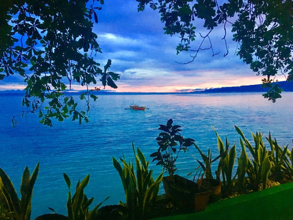 the beachhouse cebu
