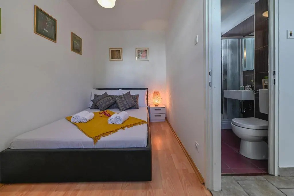 Apartments Adela II
