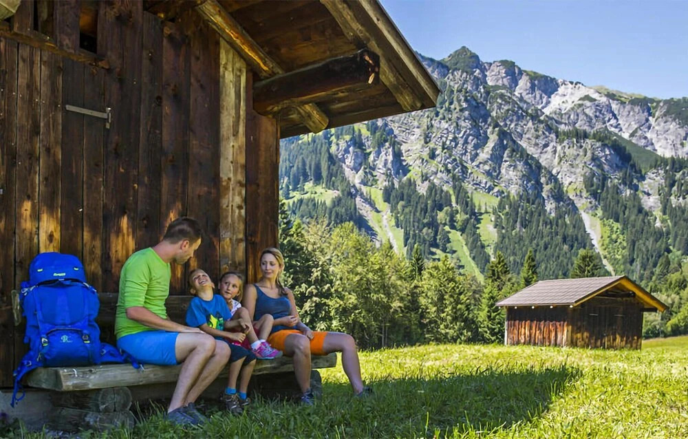 Beautiful Apartment in Klösterle am Arlberg With Sauna, Wifi and 2 Bedrooms