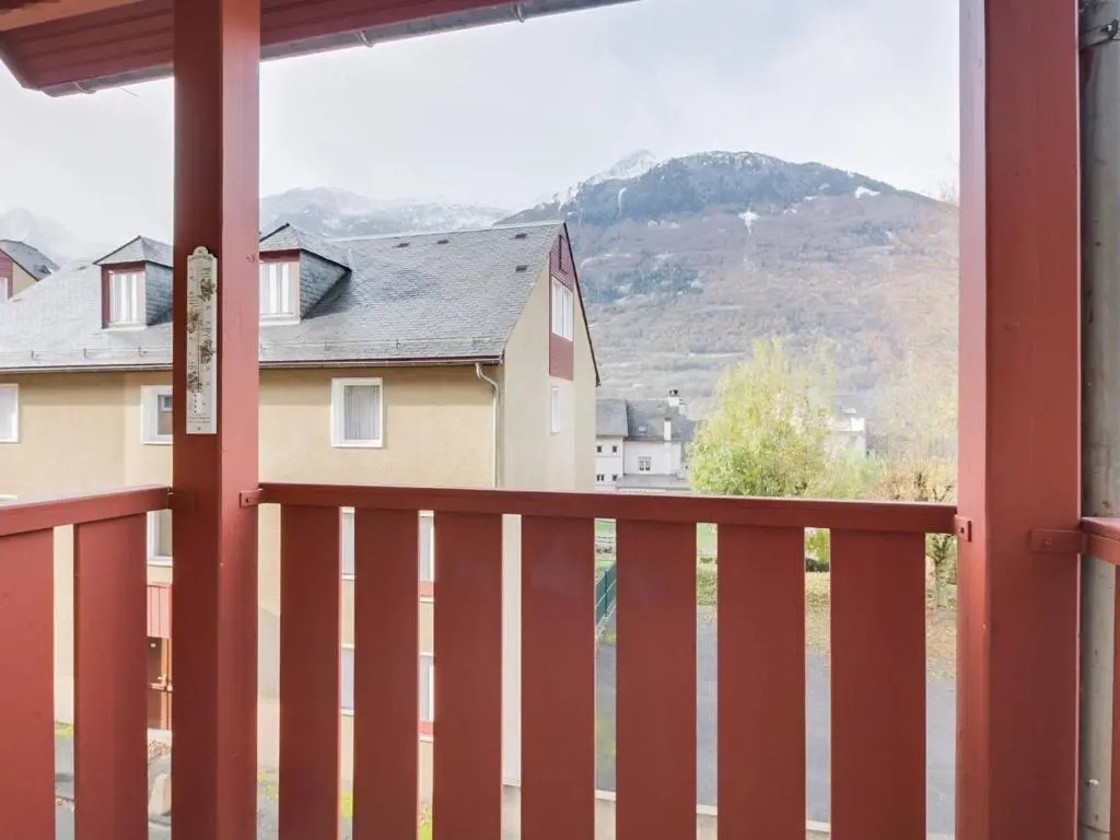 Appartement Esquièze-Sère, 1 pièce, 6 personnes - FR-1-402-30