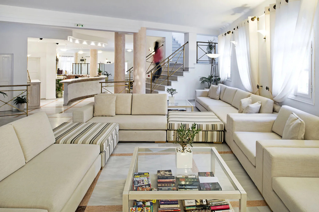 Aegean Plaza Hotel