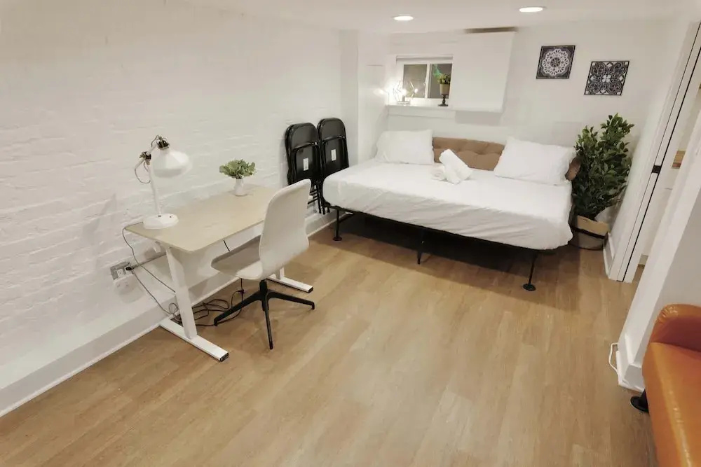 Hidden in the Heights DC Retreat for Family - 3 Bedroom
