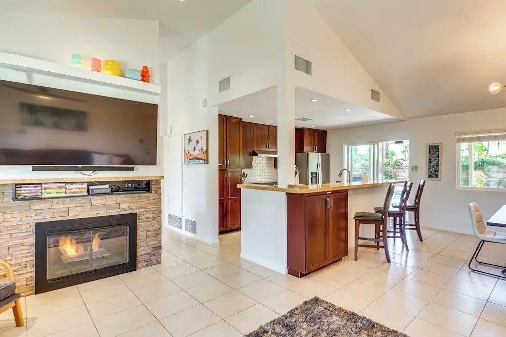 Private Pool & Putting Green: Palm Springs Home!