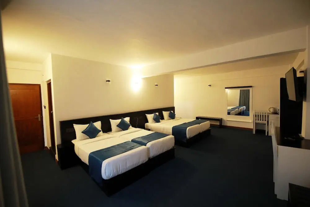 Single Tree Mount Hotel