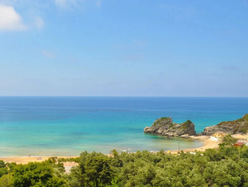 Studio Apartments With Large Swimming Pool and Sea View at Pelekas Beach, Corfu