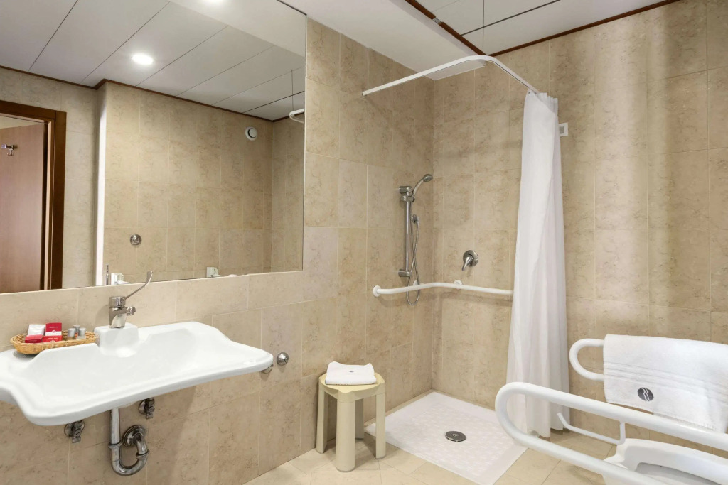 Ramada by Wyndham Naples
