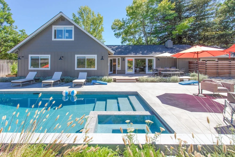 1349 Cherry Tree Court Home 4 Bedrooms 3 Bathrooms Home