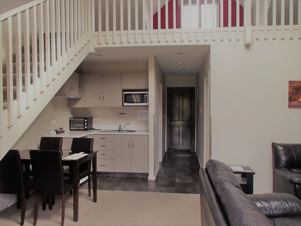 Hanmer Apartments