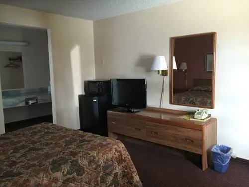 Travelers Motel