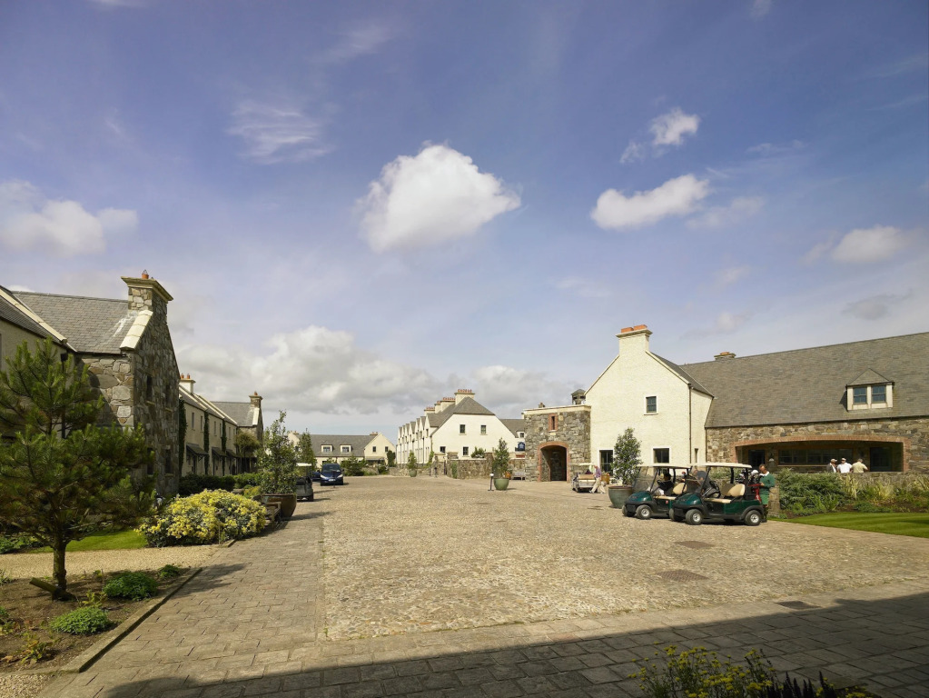 Trump International Golf Links And Hotel Doonbeg Ireland