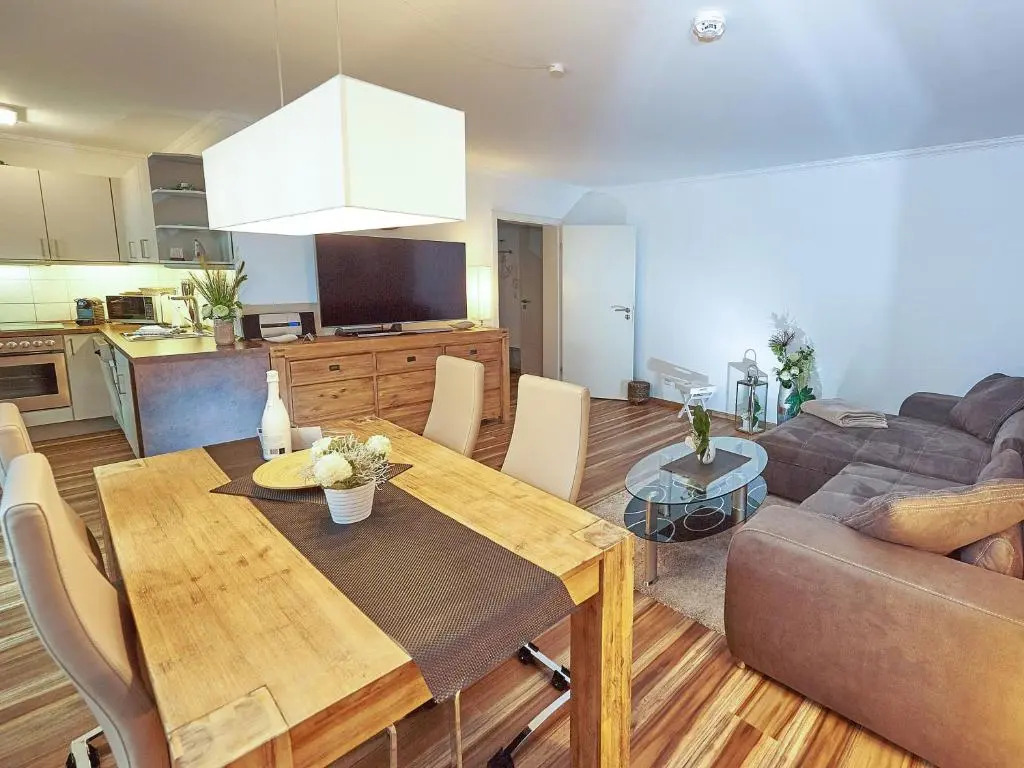 Haus "Concordia" in Binz - WG11 "Liuba" mit Terrasse strandnah