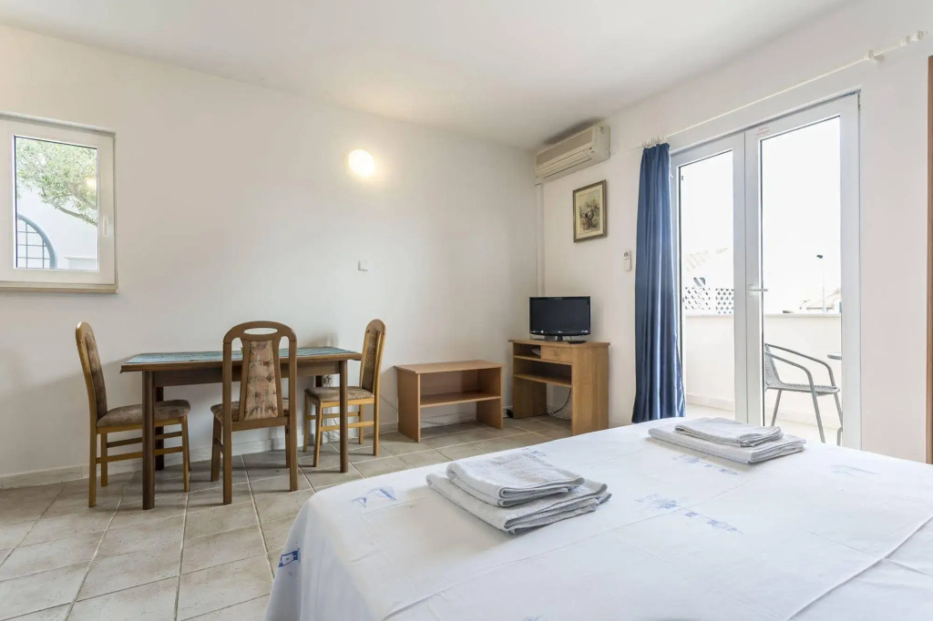 Bol apartments Gospojica