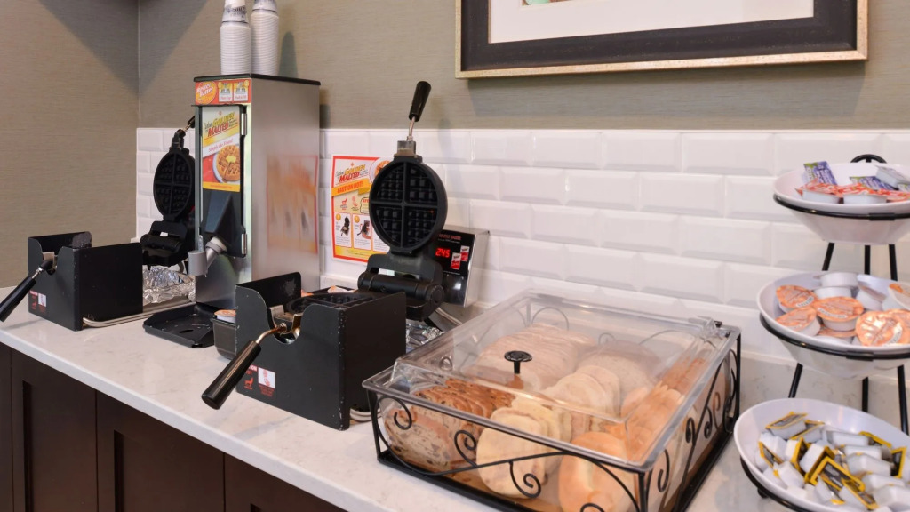 Staybridge Suites Sioux Falls at Empire Mall by IHG
