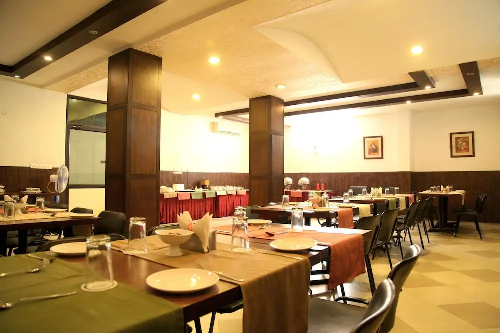 OYO 1920 Hotel Bella Vista