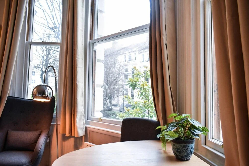 Refurbished Studio Flat Next To Brighton Station